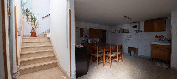 8 rooms House in Santa Croce Camerina, Italy No. 154112 29