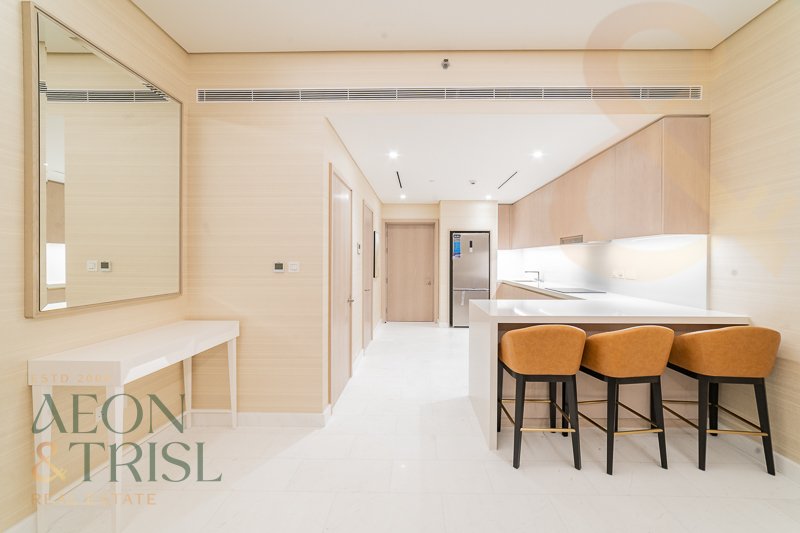 1 bedroom Apartment for sale in Palm Jumeirah, Dubai, UAE № 117783