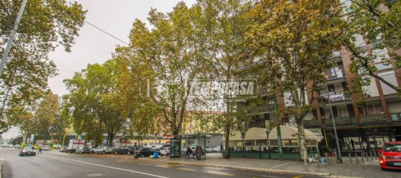 1 bedroom Apartment in Milan, Italy No. 319944 22