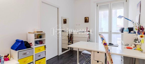 1 bedroom Apartment in Milan, Italy No. 319944 8