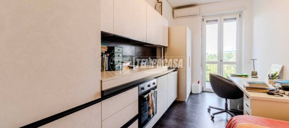 1 bedroom Apartment in Milan, Italy No. 319944 6