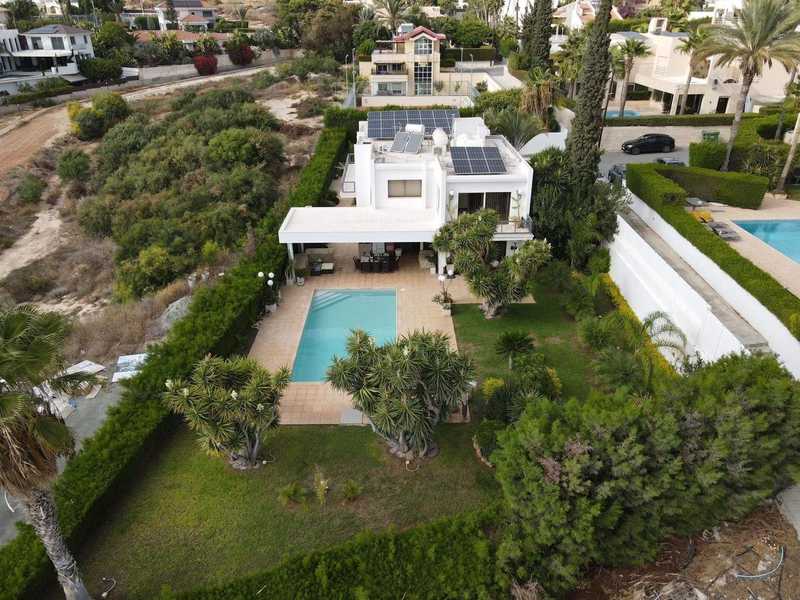 8 غرف نوم منزل في Agios Tychonas, Cyprus رقم 11637