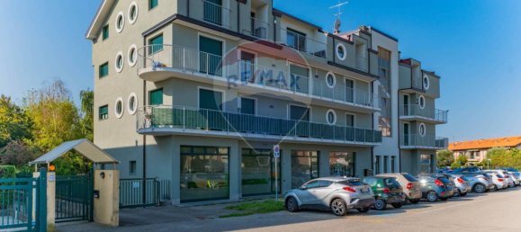 1 bedroom Apartment in Fagnano Olona, Italy No. 378977 24