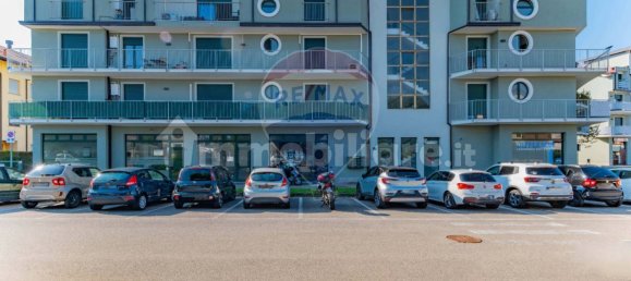 1 bedroom Apartment in Fagnano Olona, Italy No. 378977 21