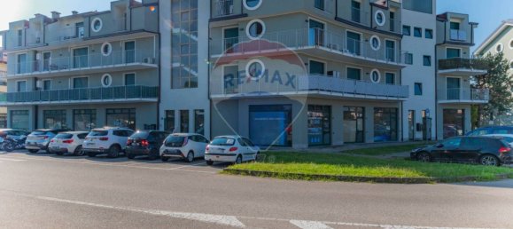 1 bedroom Apartment in Fagnano Olona, Italy No. 378977 22