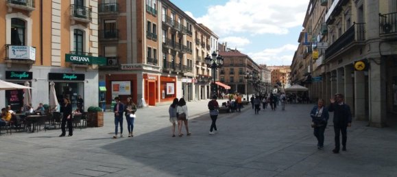  مرآب في Segovia, Spain 22متر مربع رقم 26422 2