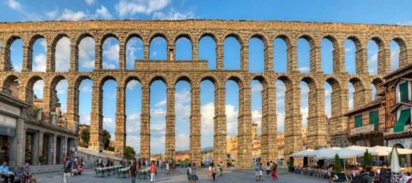  مرآب في Segovia, Spain 22متر مربع رقم 26422 16