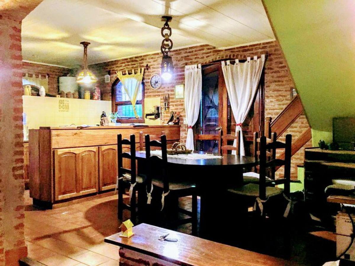 2 bedrooms House in Mar del Plata, Argentina No. 74211