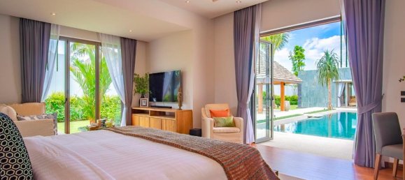 4 bedrooms Cafe / restaurant in Phuket, Thailand No. 6616 8