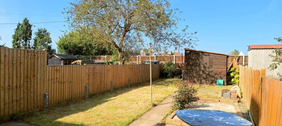 3 bedrooms House in Hounslow, United Kingdom No. 10588 7