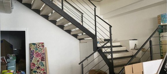 300m² Warehouse in Aprilia, Italy No. 138539 3