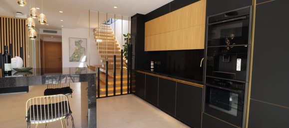 4 bedrooms Penthouse in Estepona, Spain No. 45434 18