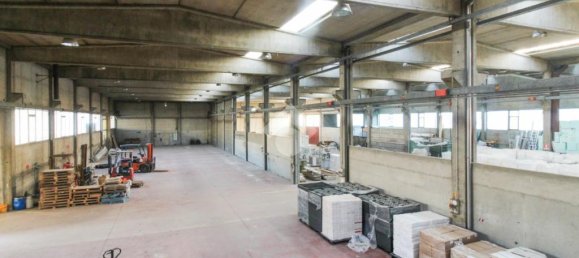 Almacén de 10 habitaciónes en Offanengo, Italy No. 78784 21