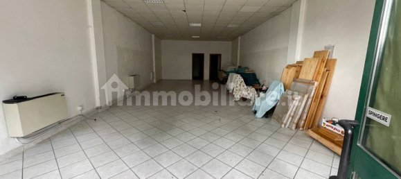 2 rooms Commercial property in Aosta, Italy No. 107813 4