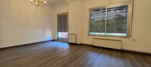 Квартира с 3 спальнями в Калатаюд, Испания № 179785 10