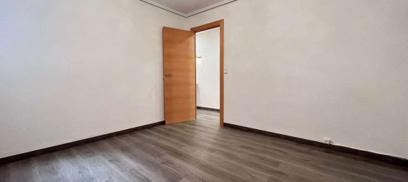 Квартира с 3 спальнями в Калатаюд, Испания № 179785 16