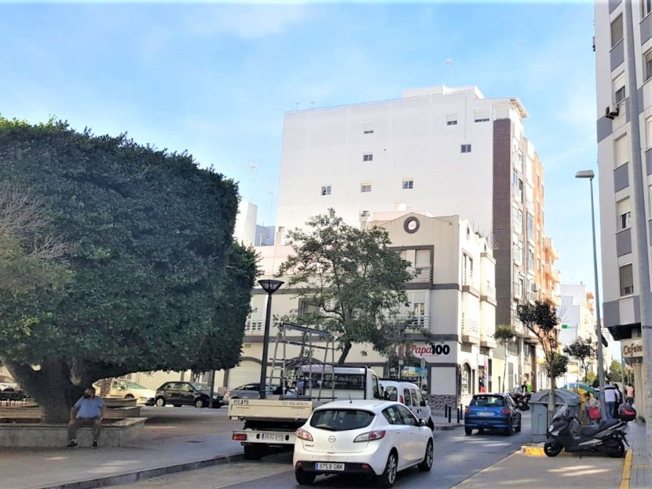 Garage in Cadiz, Spain, Nr. 165357