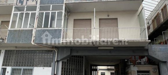 3 bedrooms Apartment in Cuorgnè, Italy No. 201317 6