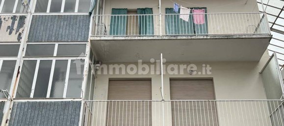 3 bedrooms Apartment in Cuorgnè, Italy No. 201317 5
