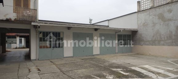 3 bedrooms Apartment in Cuorgnè, Italy No. 201317 8