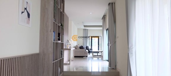 225m² House in Bang Sare, Thailand No. 26895 6