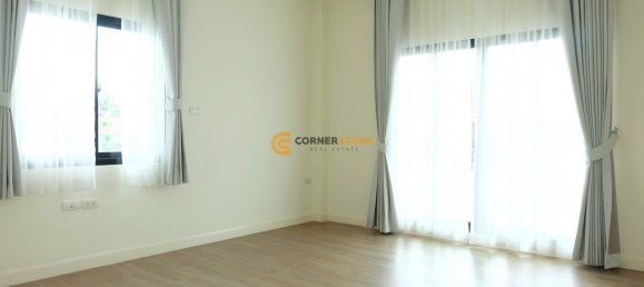 225m² House in Bang Sare, Thailand No. 26895 14