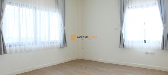 225m² House in Bang Sare, Thailand No. 26895 16