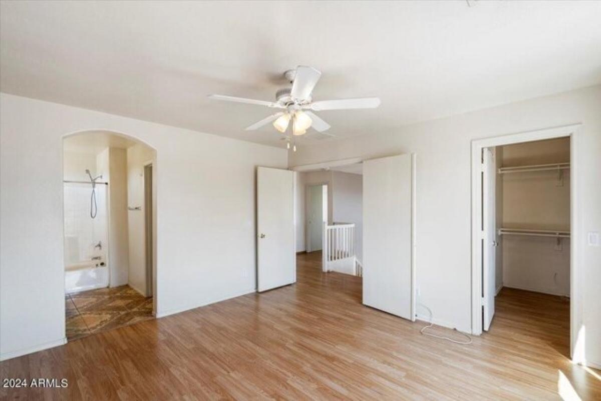 3 Schlafzimmer Haus in Glendale, USA, Nr. 214912