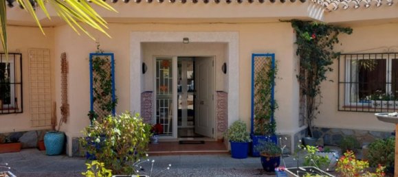 5 bedrooms Villa in Algorfa, Spain No. 12189 2