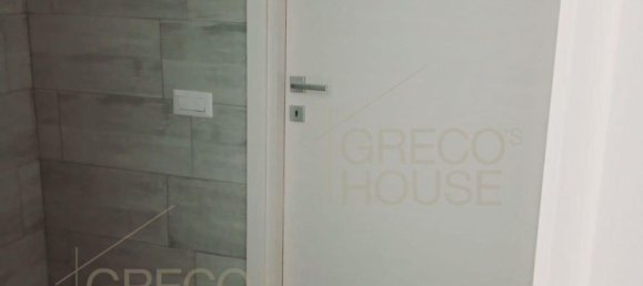 3-salle Appartement à Gallarate, Italy No. 5466 10