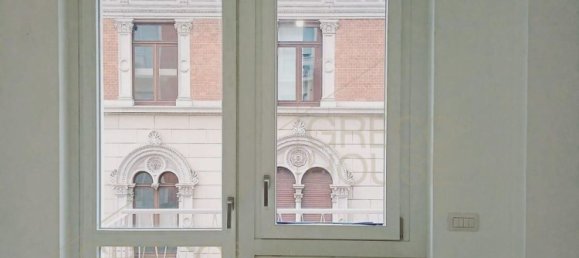 3-salle Appartement à Gallarate, Italy No. 5466 3