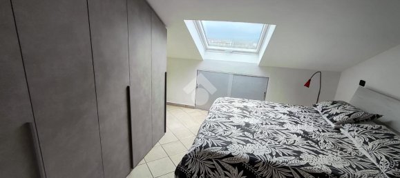 2 rooms Penthouse in Grugliasco, Italy No. 9207 7