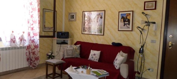 Квартира с 5 комнатами в Монтополи ин Валь д’Арно, Италия № 117486 20