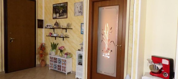 Квартира с 5 комнатами в Монтополи ин Валь д’Арно, Италия № 117486 12