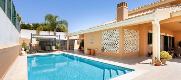 4 bedrooms Villa in Albufeira, Portugal No. 204582 2