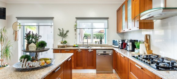 4 bedrooms Villa in Albufeira, Portugal No. 204582 17