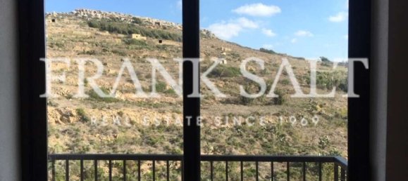 2 غرف نوم بانتهاوس في Marsalforn, Malta رقم 5695 2