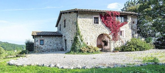 Дом с 5 комнатами в Роккастрада, Италия № 33860 9