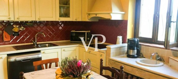 Дом с 5 комнатами в Роккастрада, Италия № 33860 19