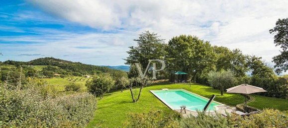 Дом с 5 комнатами в Роккастрада, Италия № 33860 28