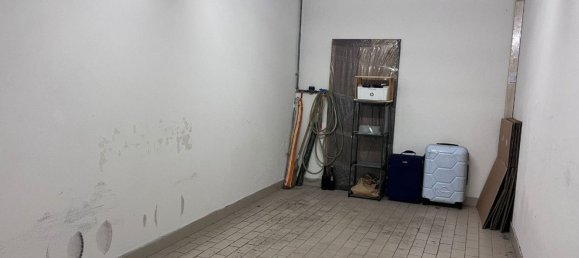 14m² Garage in Bologna, Italy No. 358659 12