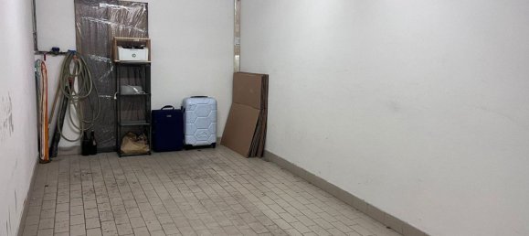14m² Garage in Bologna, Italy No. 358659 13