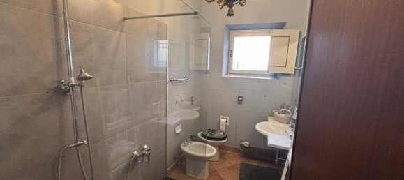 Apartamento de 3 habitaciónes en Pavia, Italy No. 250843 2