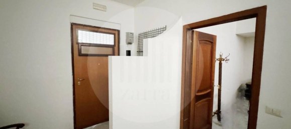 2 rooms Apartment in Bari, Italy No. 164194 4