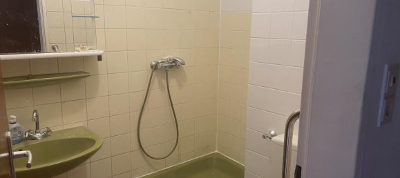 Estudio en Hesse, Germany No. 239100 8