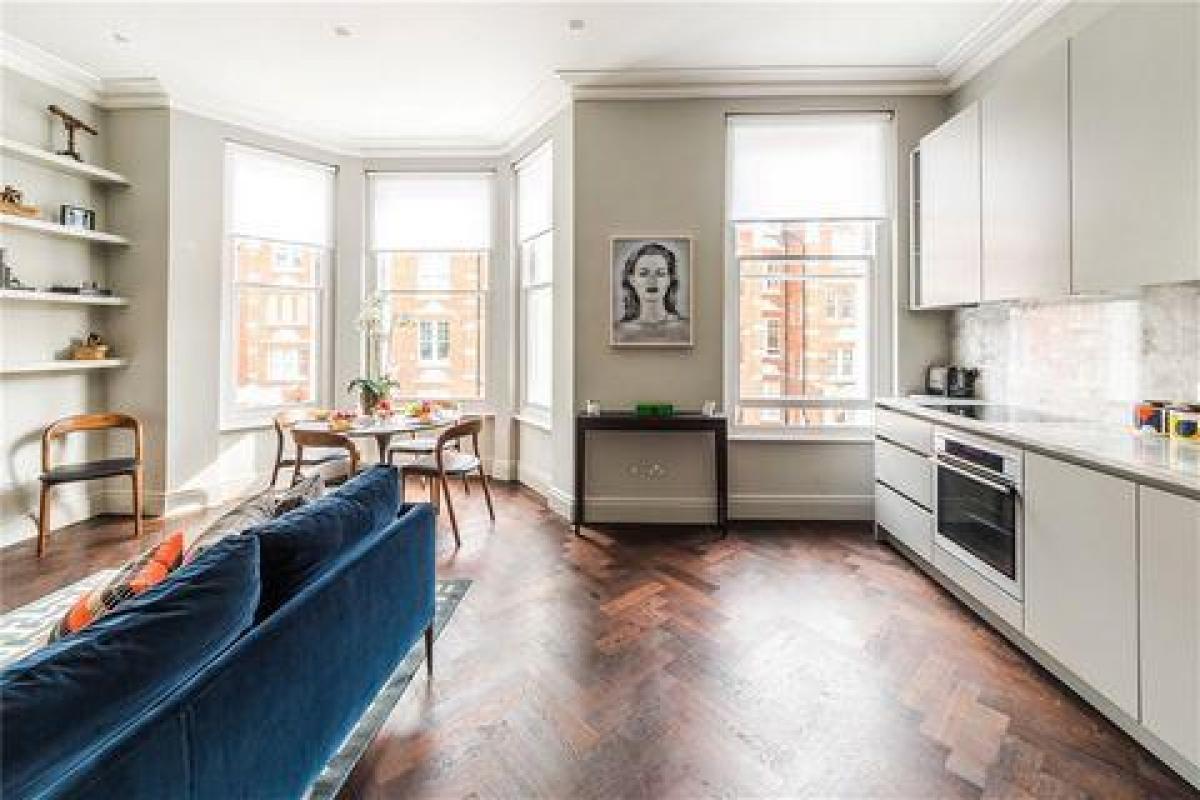 Studio in the Condo in London, United Kingdom No. 530