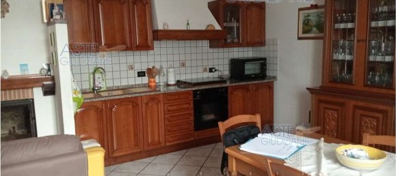 9-salle Villa à Santa Maria a Monte, Italy No. 287739 7