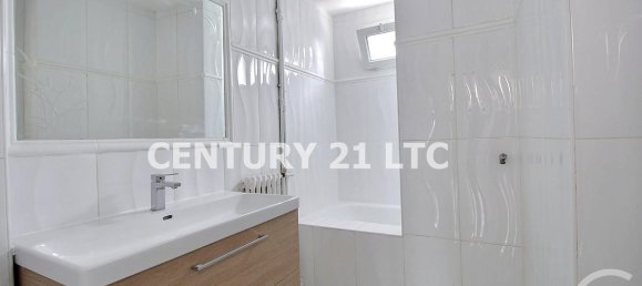 2 bedrooms Apartment in Charenton-le-Pont, France No. 150593 5