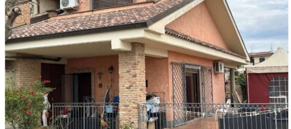 Дом с 3 комнатами в Помеция, Италия № 12627 2