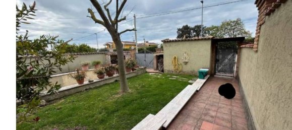 Дом с 3 комнатами в Помеция, Италия № 12627 30